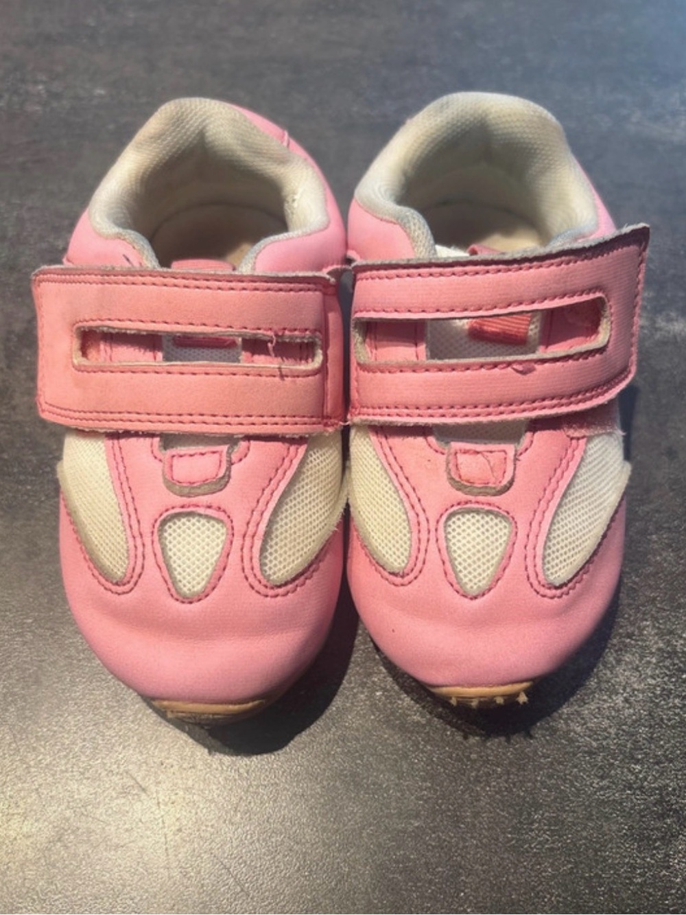 Amazon Essentials Pink and Cream Kids Velcro Sneakers